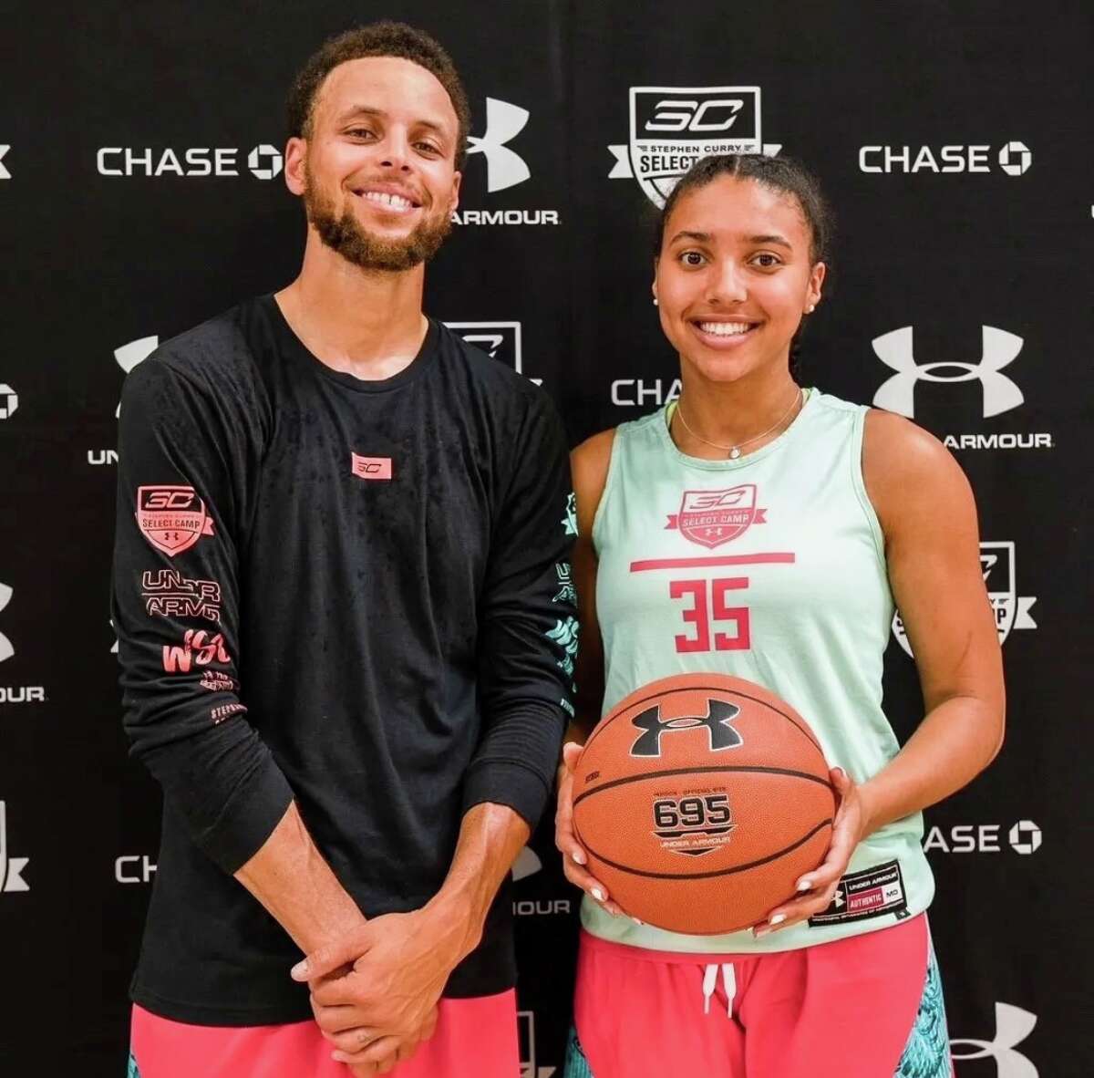 UConn women's basketball rising star Azzi Fudd signs NIL deal with Steph  Curry - The Athletic
