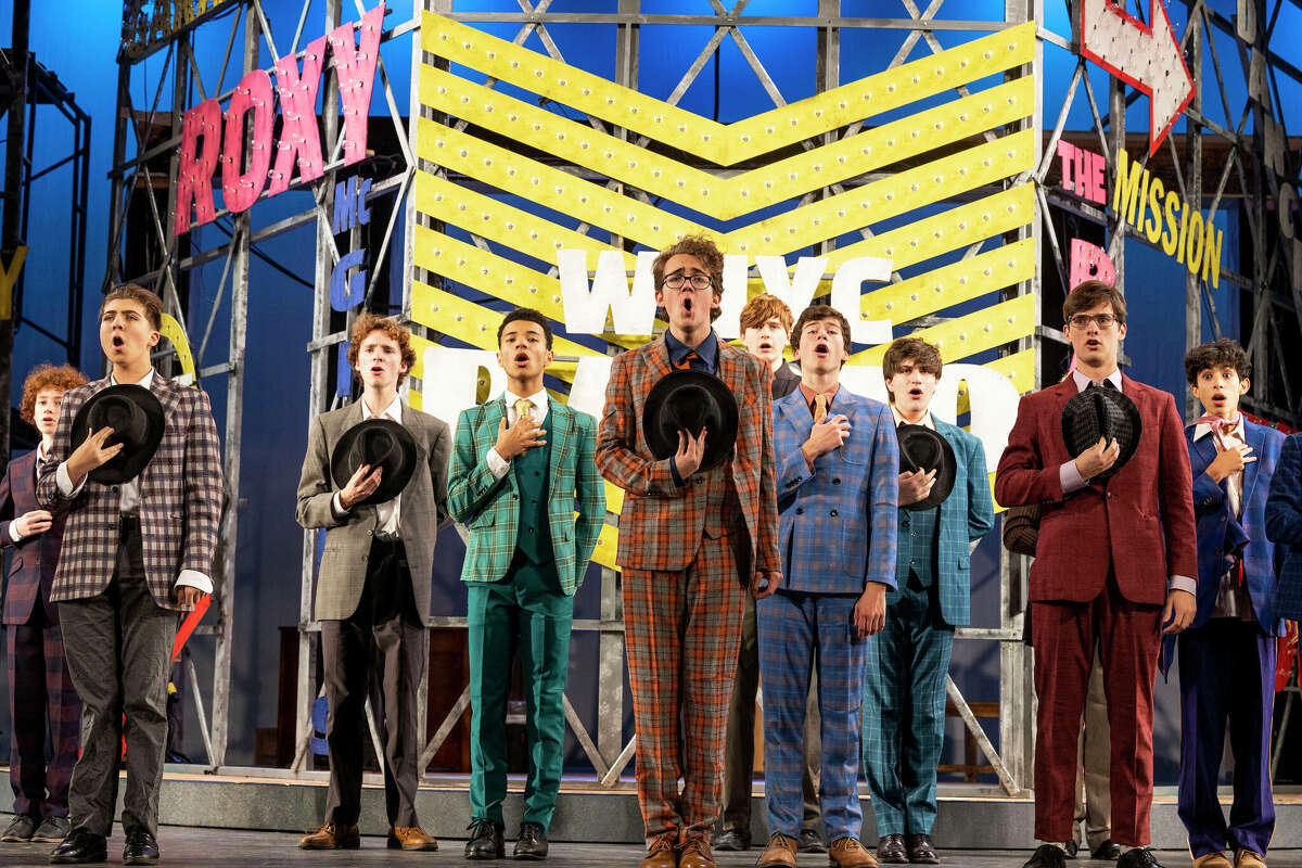 Staples Players return to classics with 'Guys and Dolls'
