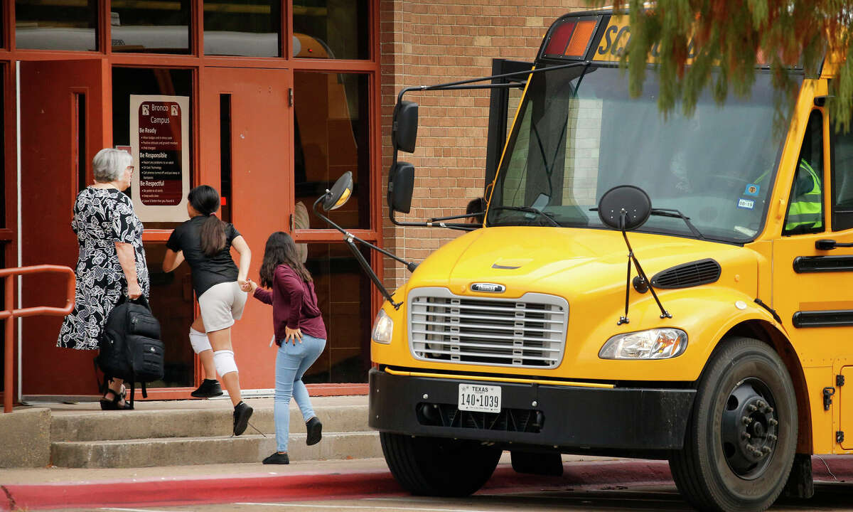 texas-schools-may-need-panic-buttons-door-monitors-if-new-law-passes