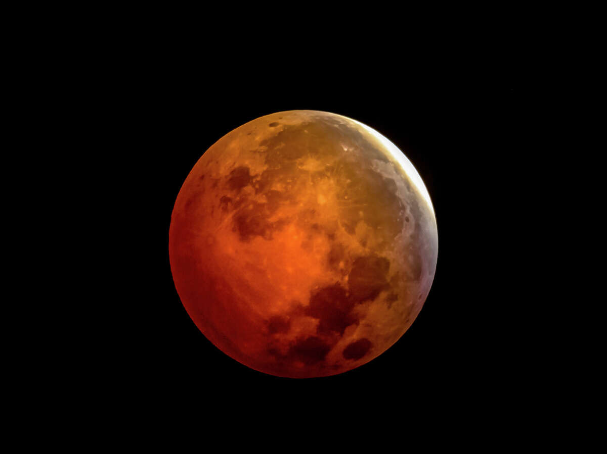 Total lunar eclipse will be visible in San Antonio this week