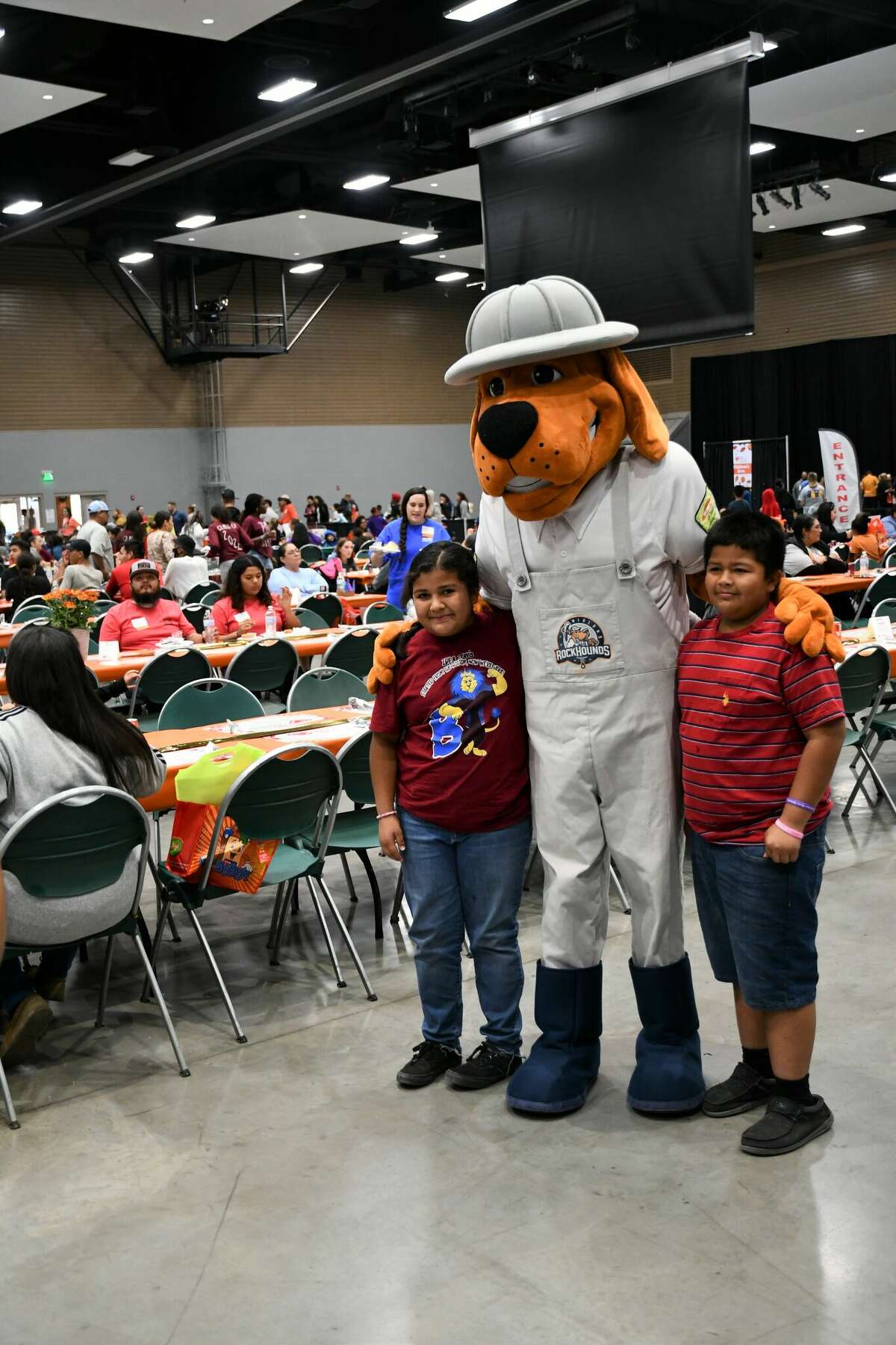 Midland Moments HEB's Feast of Sharing at the Horseshoe