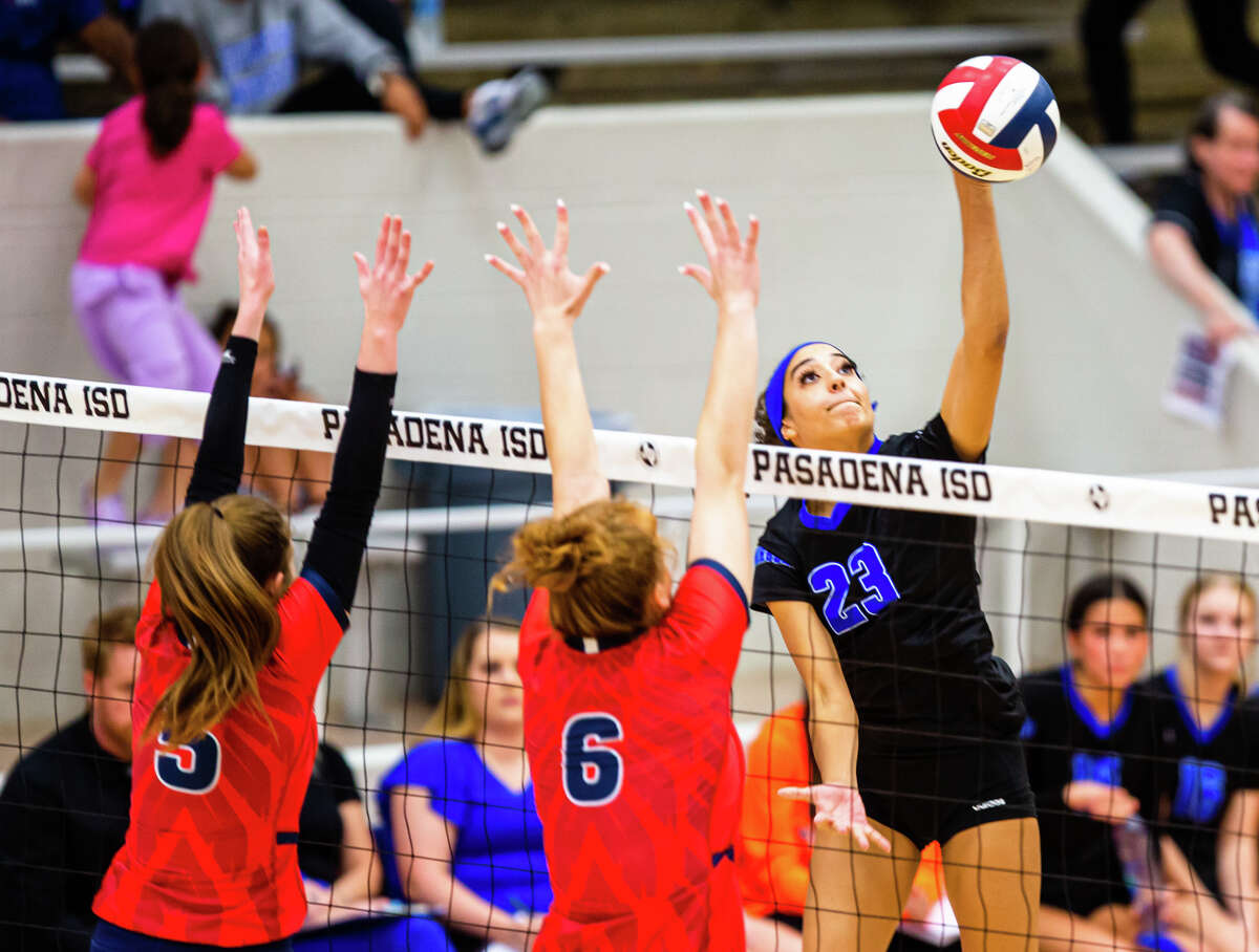 Volleyball playoffs: Friday's Houston area results