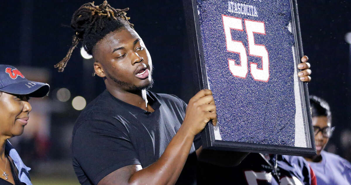 Atascocita Eagles retire Kenyon Green's jersey number