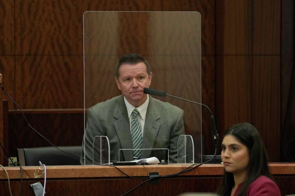 Pasadena Police detective Chris MacGregor testifies in the 208th Harris County criminal courtroom, Friday, Nov. 4, 2022, in Houston.