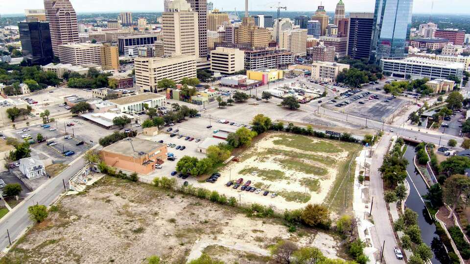 Mostly vacant property near the northern end of the San Pedro Creek Culture Park tops the short list of locations for a downtown baseball field to replace the San Antonio Missions’ aging West Side stadium.