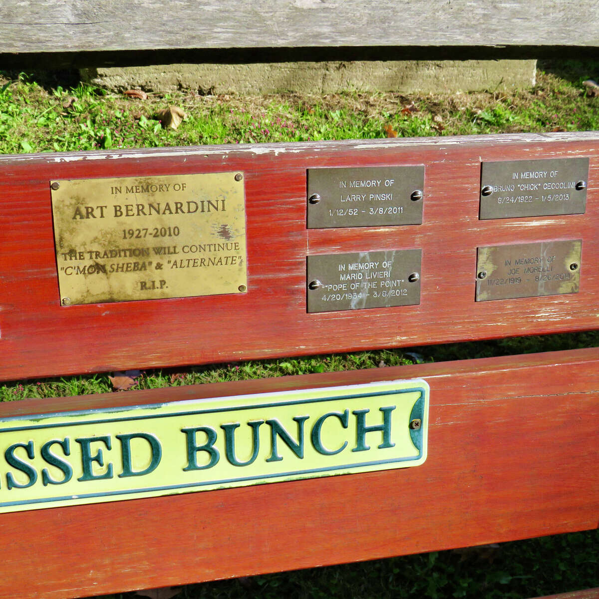 âBlessed Bunchâ bench memorializing bocce competitors at Parker Memorial Park in Branford.