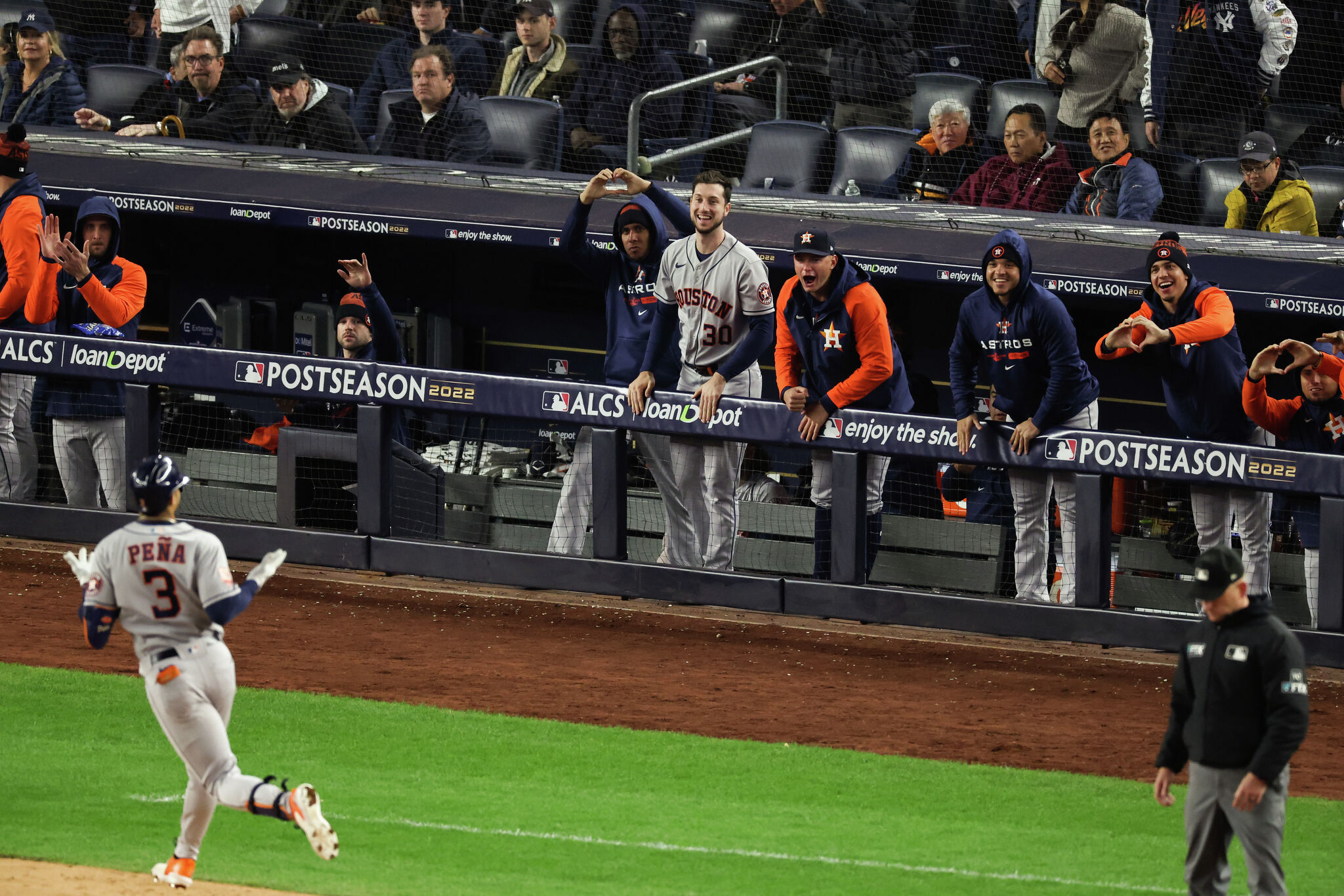 ALCS tied at 1 after Correa walk-off HR for Houston in 11th - The Sumter  Item