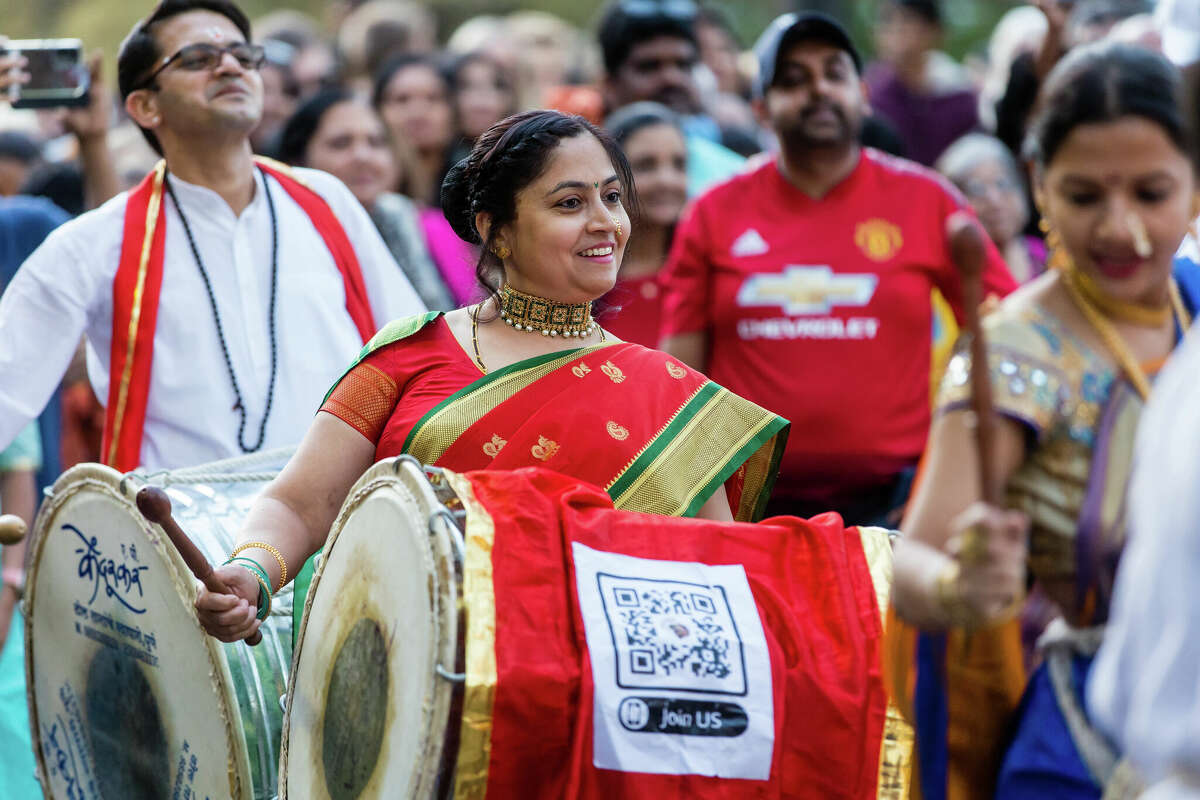 DiwaliSA 2022 lit up Hemisfair Park with over 2,000 floating diyas as the annual celebration offered live entertainment, cuisine's of India, and a variety of vendors selling handicrafts for all.
