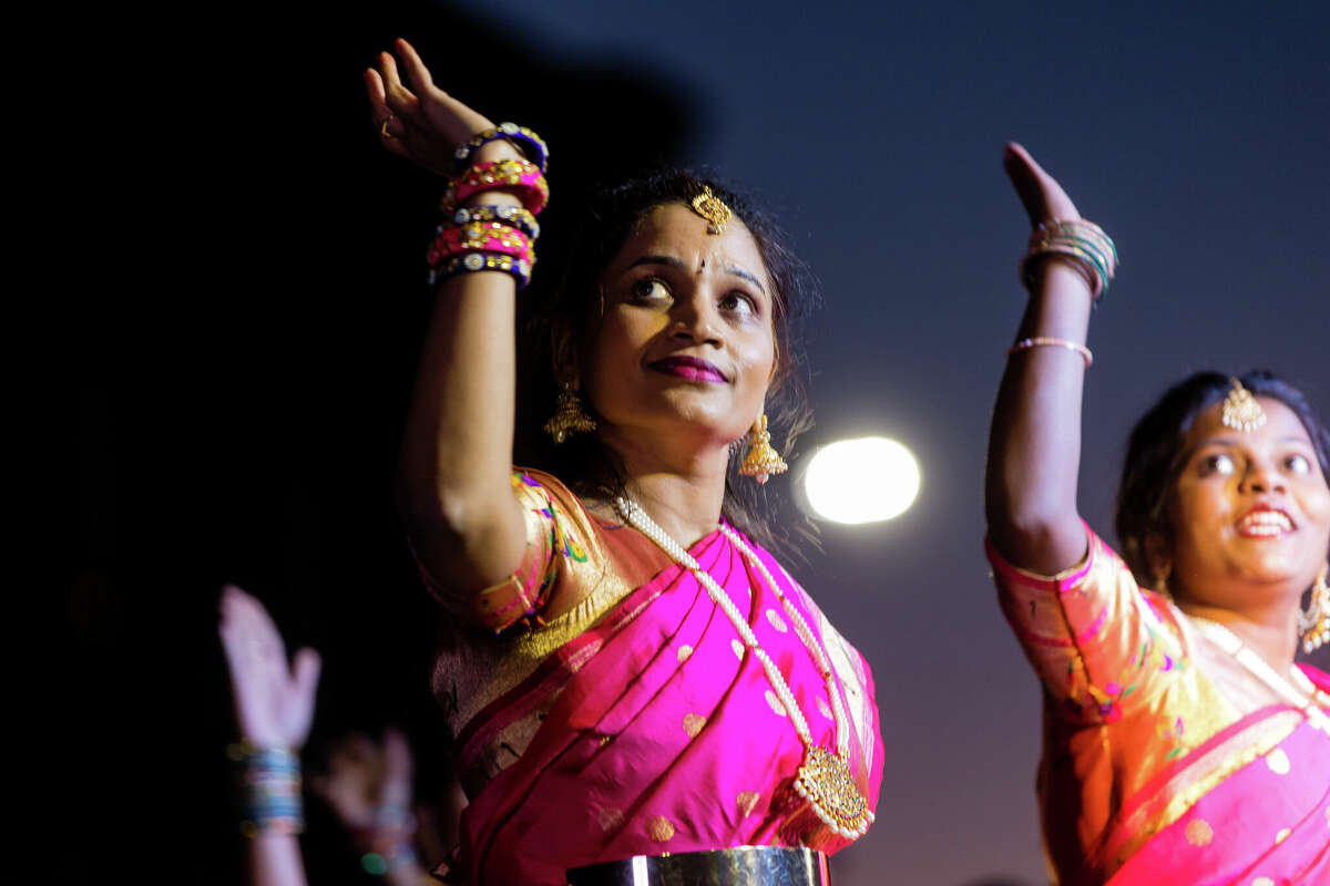 DiwaliSA 2022 lit up Hemisfair Park with over 2,000 floating diyas as the annual celebration offered live entertainment, cuisine's of India, and a variety of vendors selling handicrafts for all.