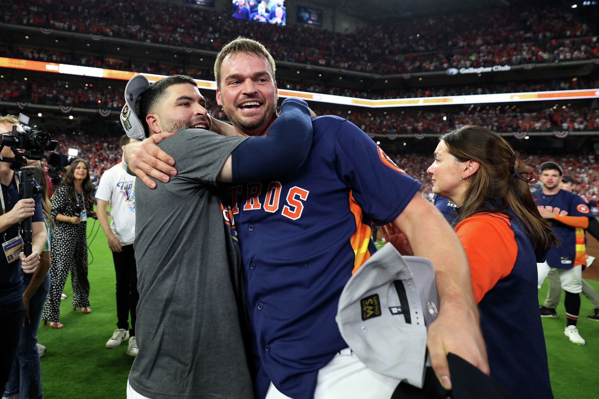 World Series 2022: Astros 1B Trey Mancini goes from cancer to