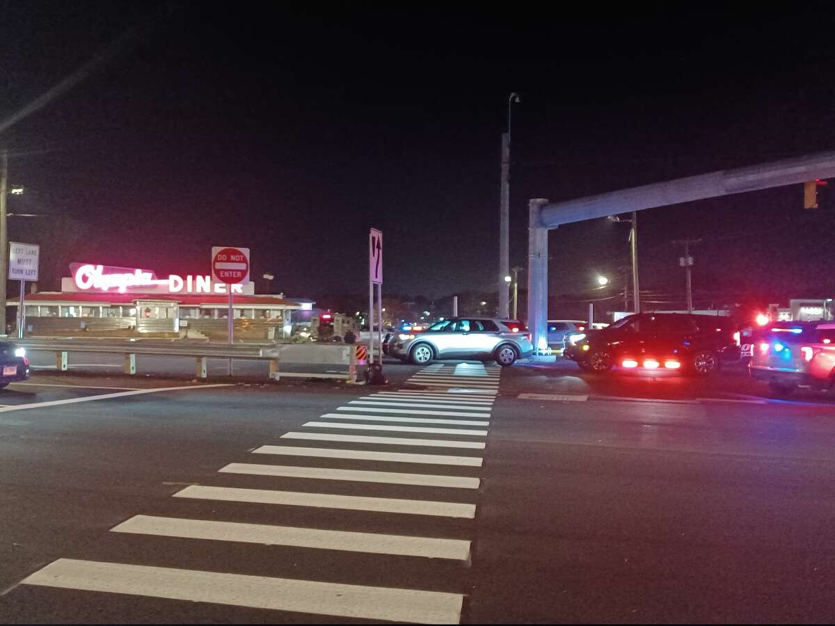 The Newington Police Department responded to the Olympia Diner on Berlin Turnpike on Sunday, Nov. 6, 2022.