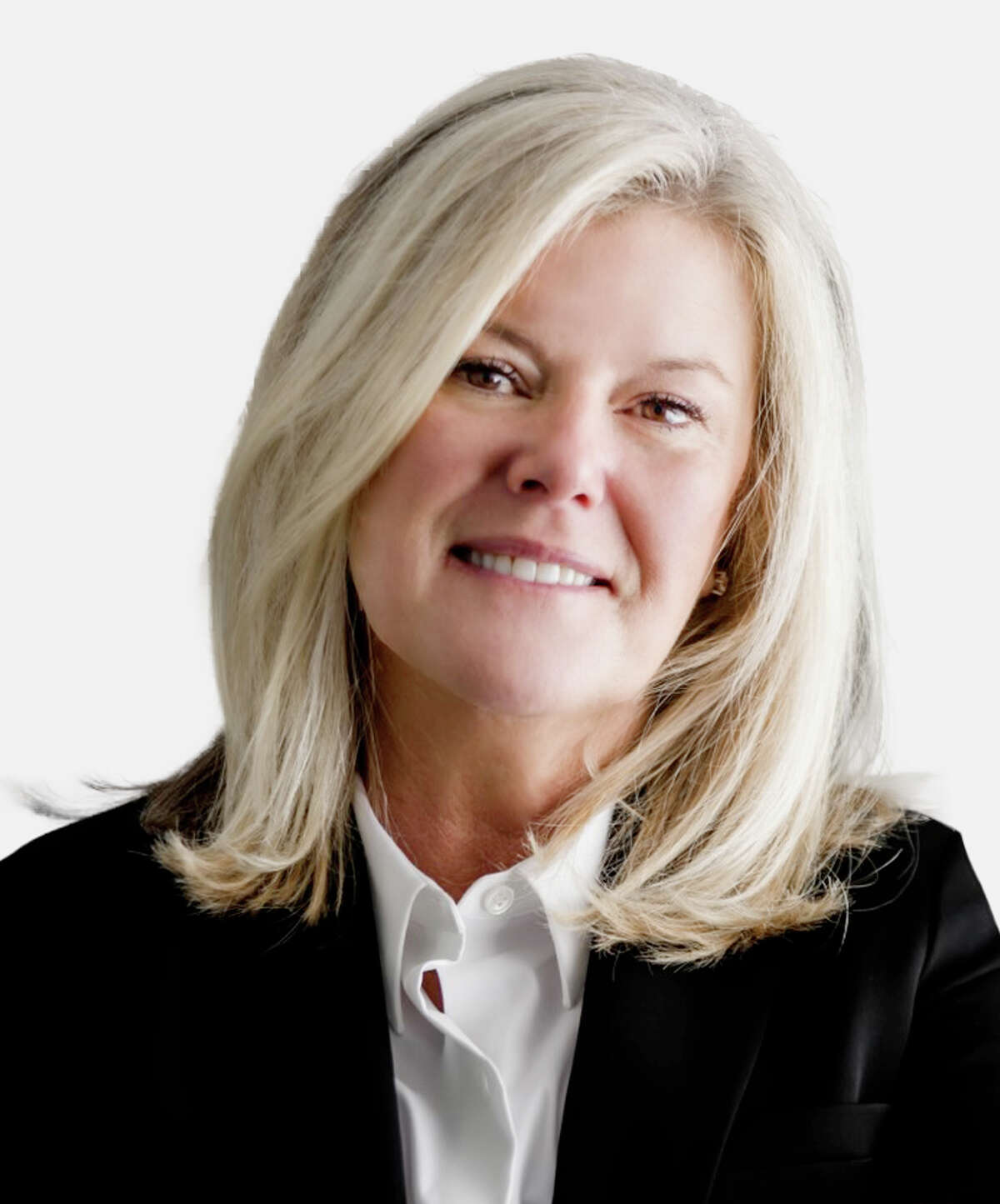 The Houlihan Lawrence real estate agency has announced that Darien agent Janine Tienken has been named 2022 Realtor of the Year by the Darien Board of Realtors, Inc. Tienken was chosen based on her dedication, both past and present, to the Darien Board, and the Darien community. Janine Tienken is shown.
