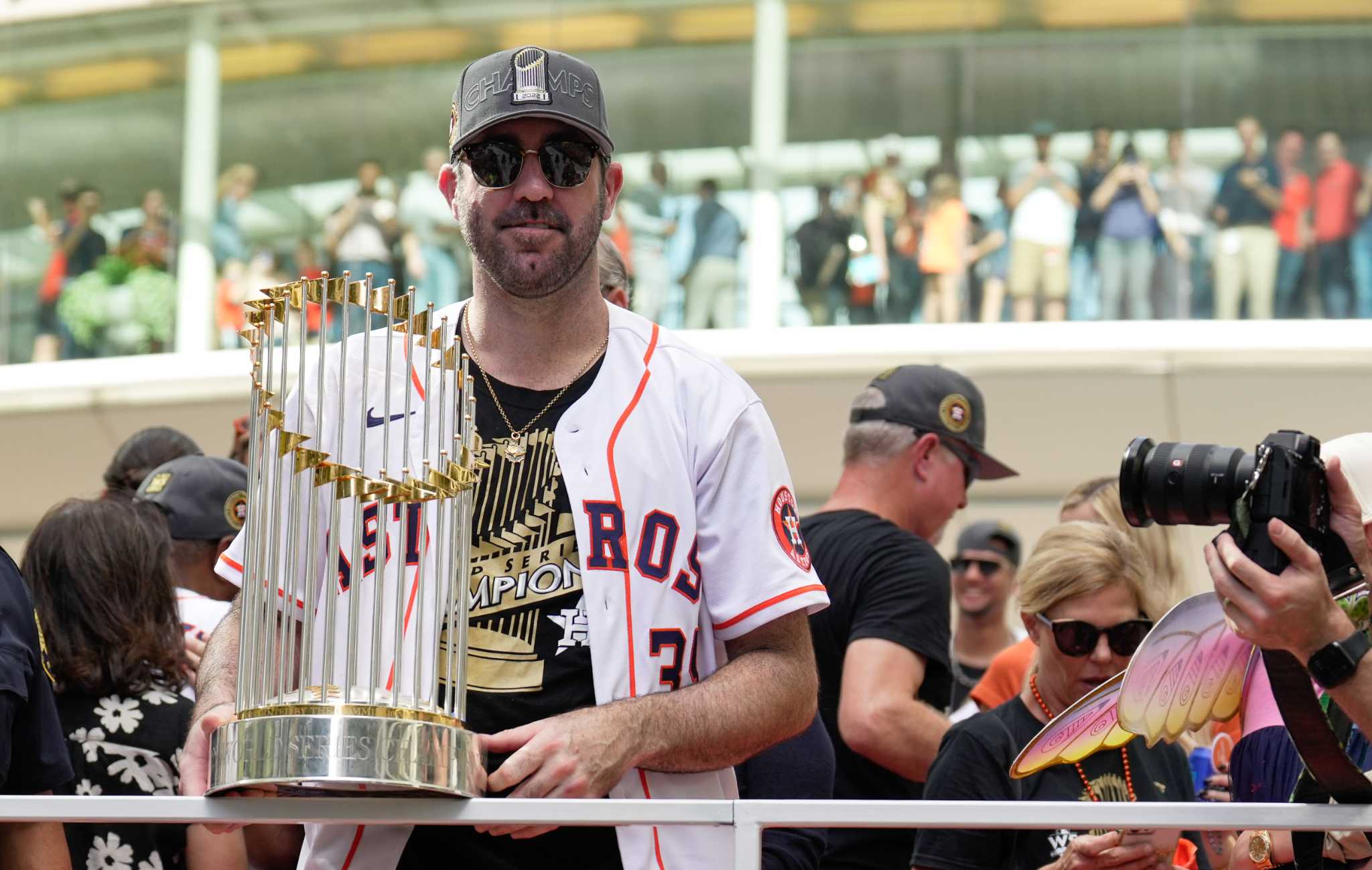 Astros reacquire Justin Verlander from Mets, a deal owner Jim Crane tells  AP was an easy decision – WKRG News 5