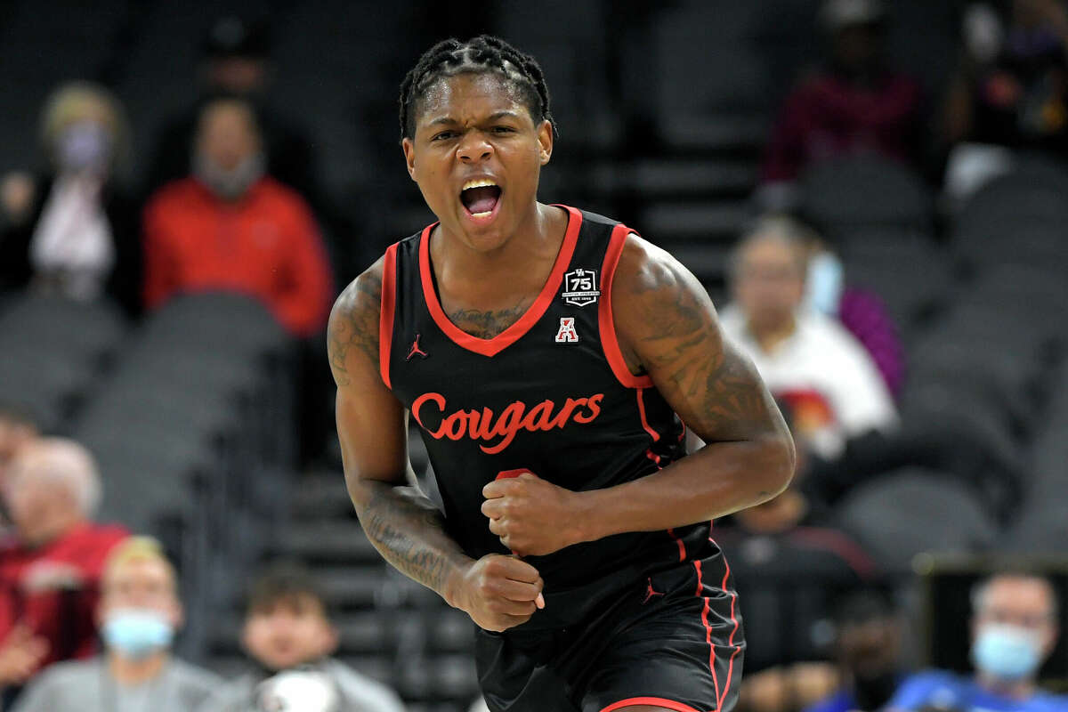 Marcus Sasser #0 of the Houston Cougars reacts after a three point basket against the Oregon Ducks during the 2021 Maui Invitational basketball tournament at Michelob ULTRA Arena on November 24, 2021 in Las Vegas, Nevada.