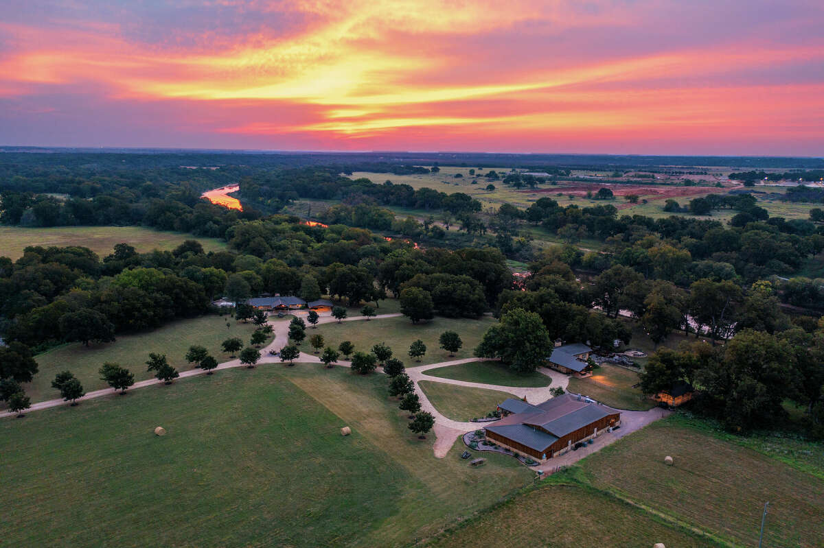 Texas Pecan Bluff ranch on Brazos River hits auction block on Nov. 18
