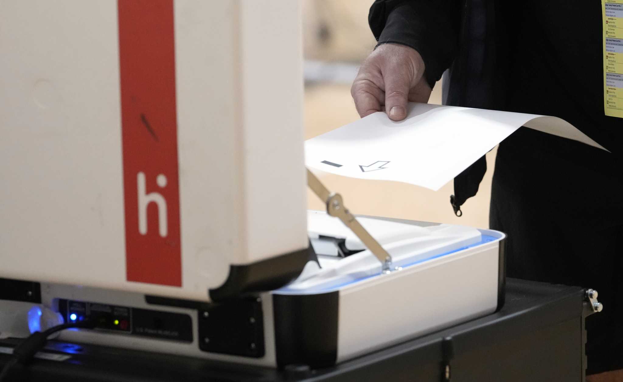 Galveston school board election ends in tie, heads to runoff