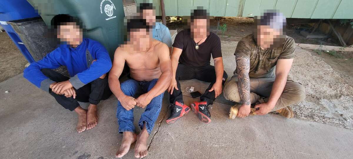U.S. Border Patrol agents along with other law enforcement agencies busted a stash house and detained five migrants on Nov. 4 in a southern part of the city.