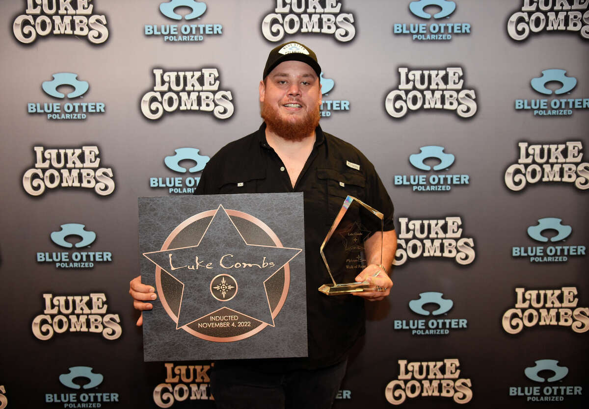 Luke Combs was inducted into the Mohegan Sun Walk of Fake Friday.