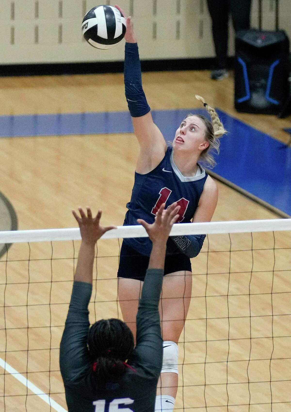 High school volleyball Tompkins tops Ridge Point, into regional