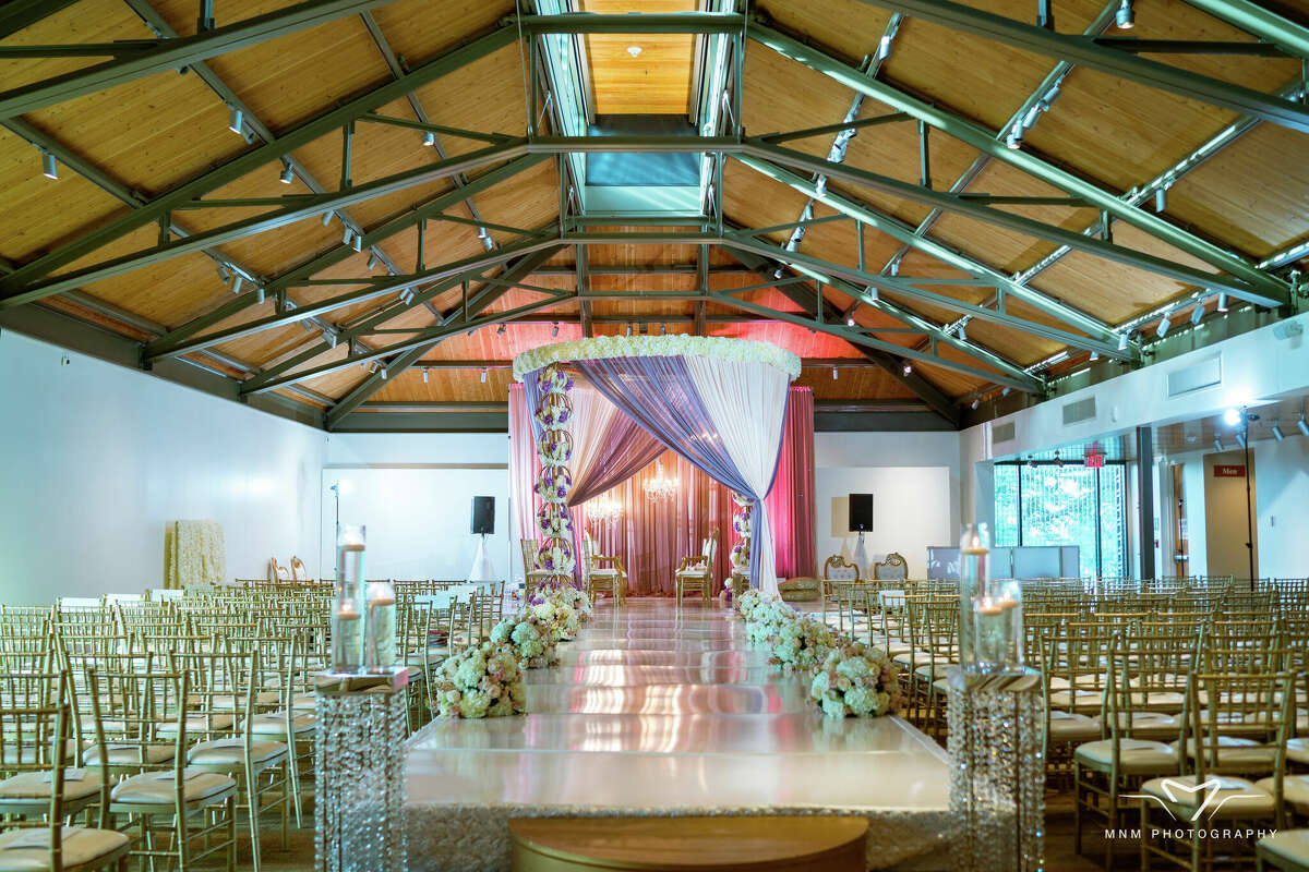 The third floor of the Jack Guenther Pavilion at the Briscoe Western Art Museum is a flexible space that can be converted into a chapel-like setting for weddings.