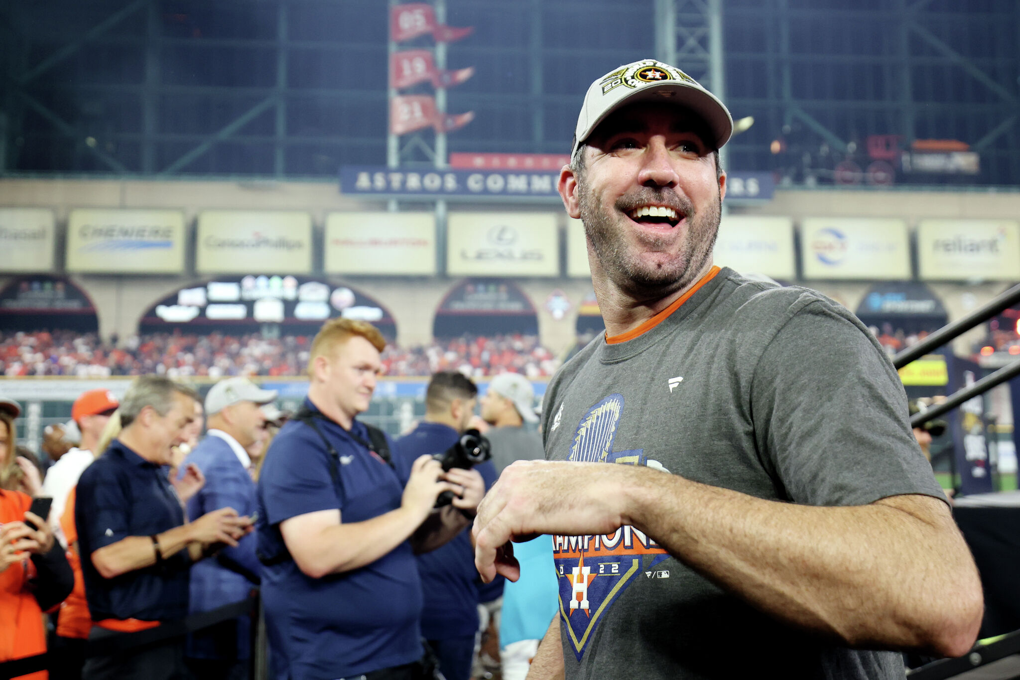 Astros' Justin Verlander makes decision on 2023 contract