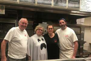 Danbury's Sinapi's Pizza and Restaurant closes after 30 years