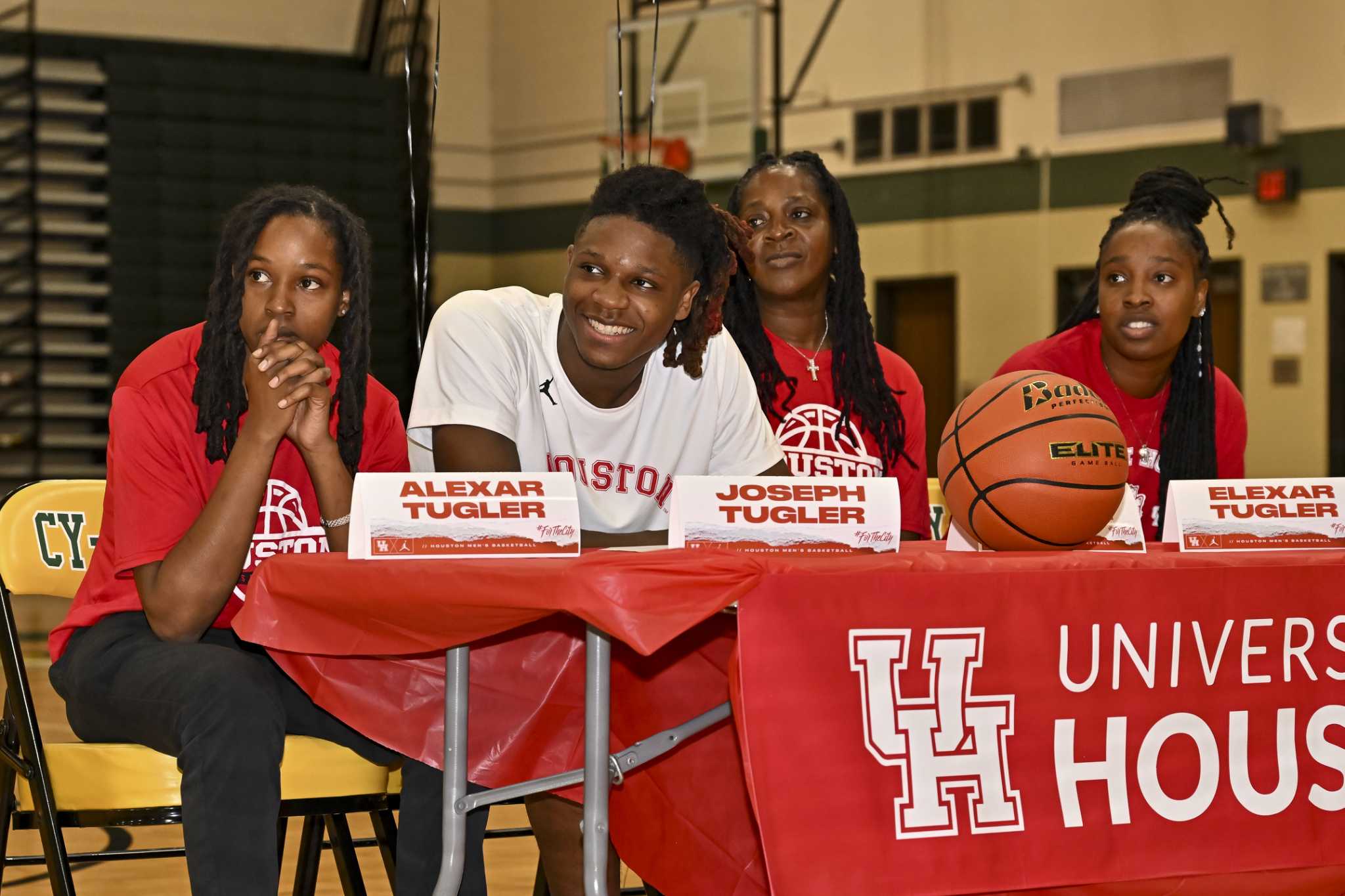 Houston Cougars basketball Another top20 recruiting class