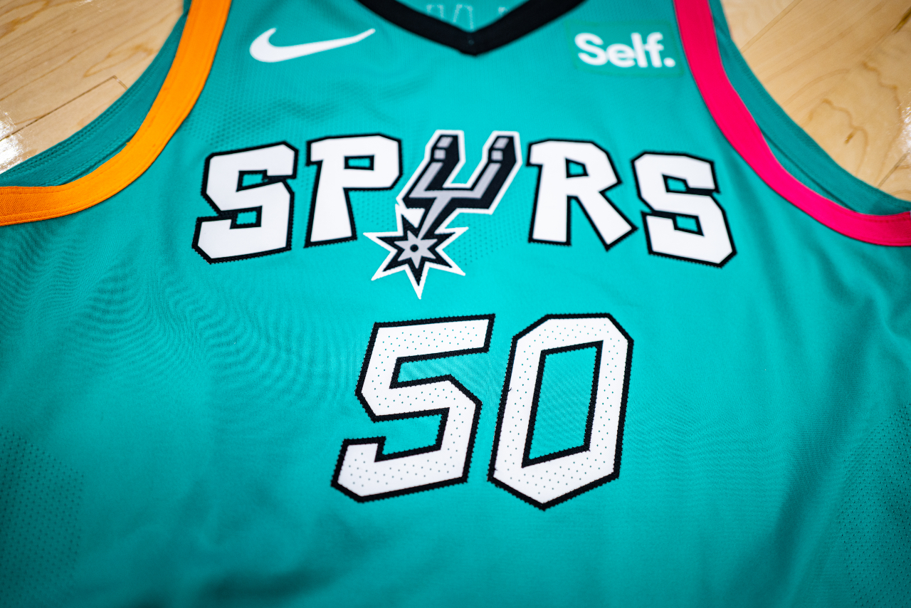 San Antonio Spurs 22/23 City Edition Uniform: Deja Vu