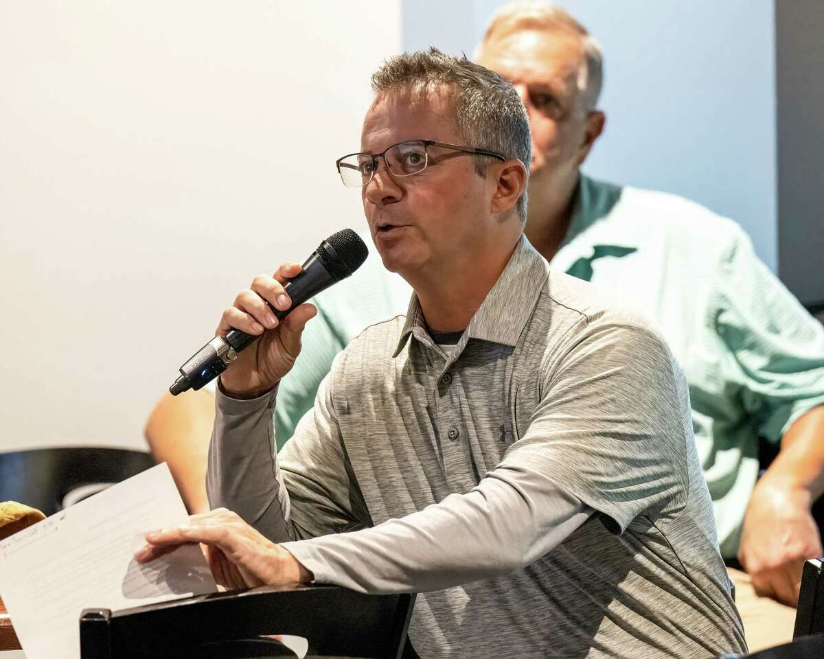 Kevin Huerter speaks at first Impact Athletic Center basketball luncheon
