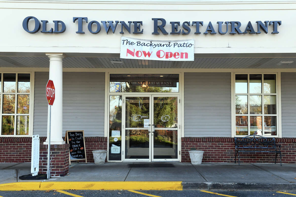 New Bar Booths Part Of Major Makeover For Old Towne Restaurant In Trumbull   1200x0 