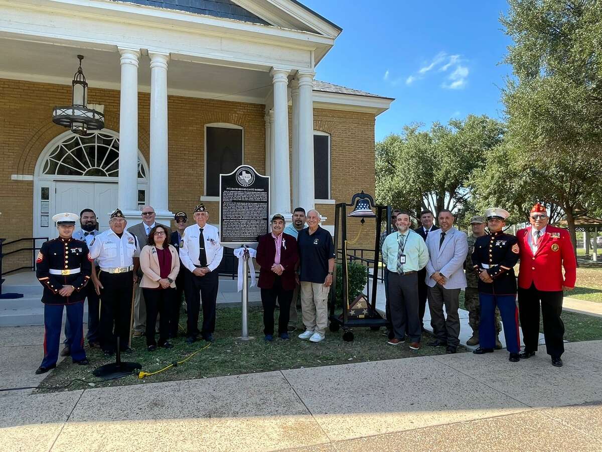David Bennes Barkley was honored with a historical marker for his sacrifice for the freedom of his country in the Chapel after his name in Laredo College on November 10th, 2022. 