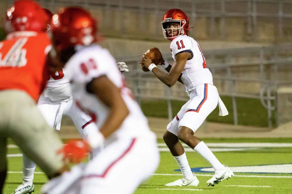 HS football playoffs Manvel routs Waltrip to advance to area round