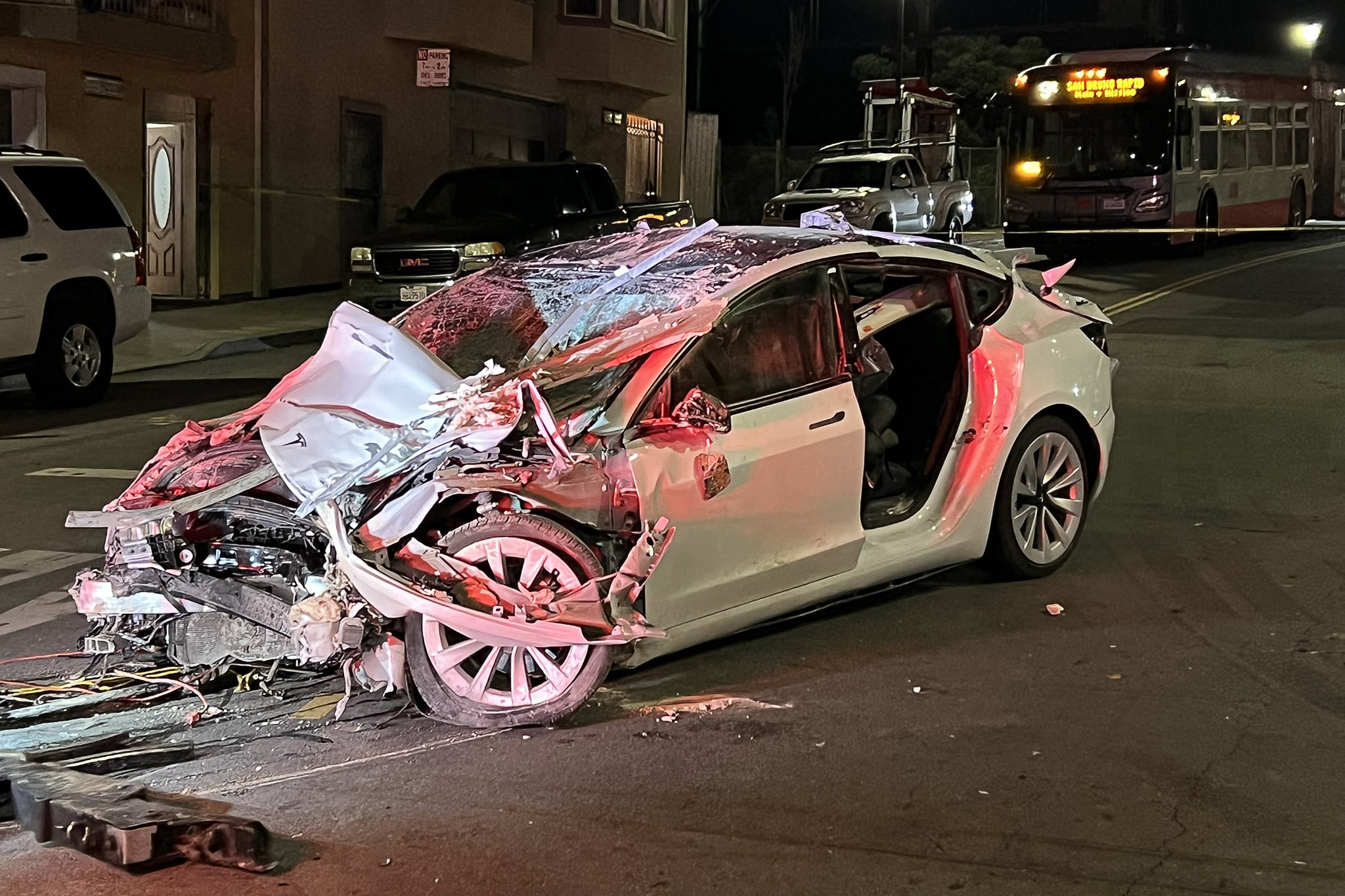 22 people displaced when Tesla, Prius crash into San Francisco home