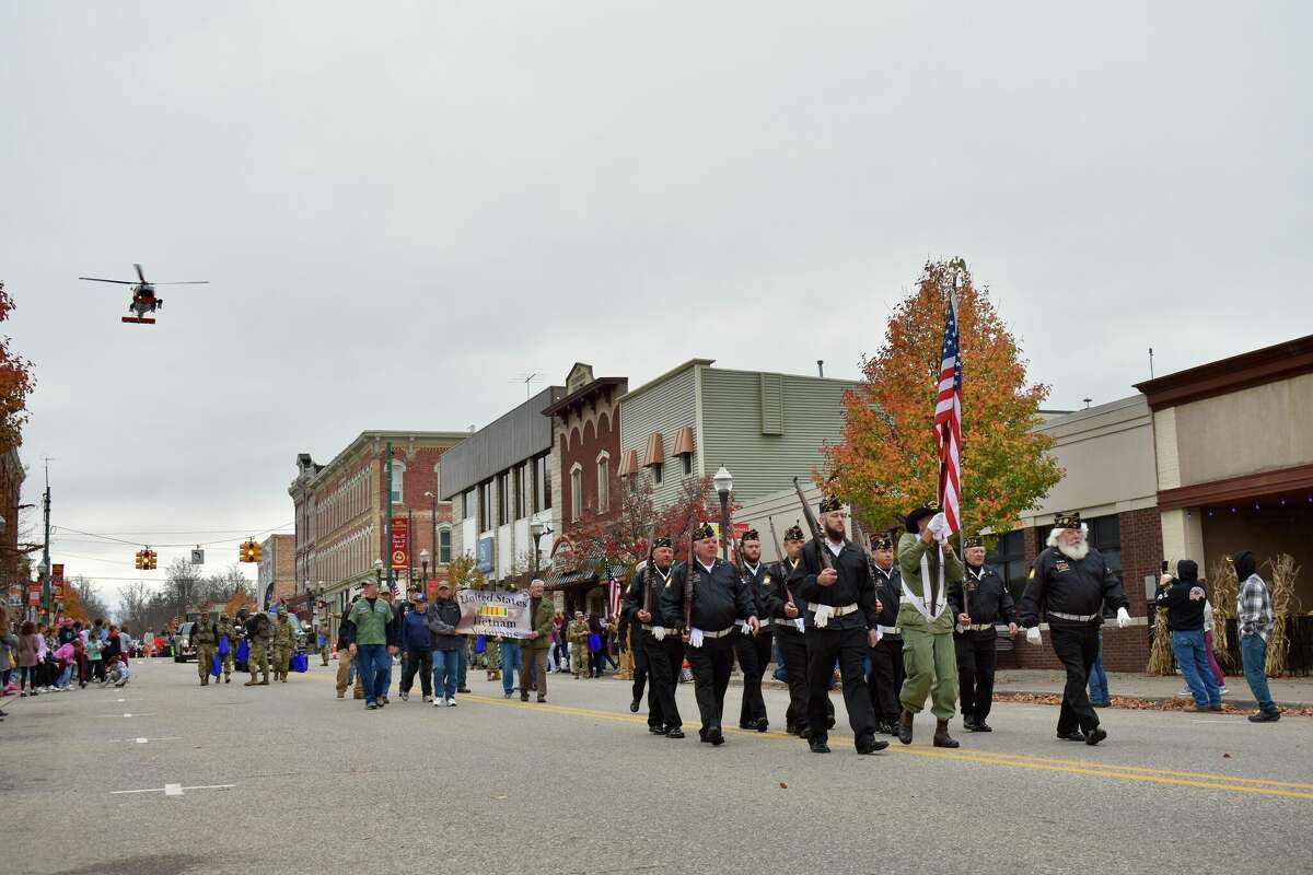 Big rapids veterans day parade