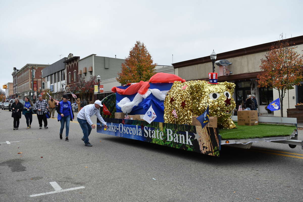 Big rapids veterans day parade