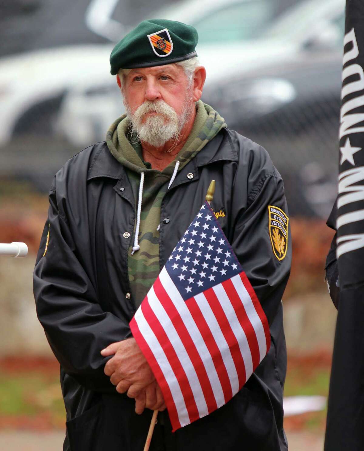 Is costco open today on veterans day