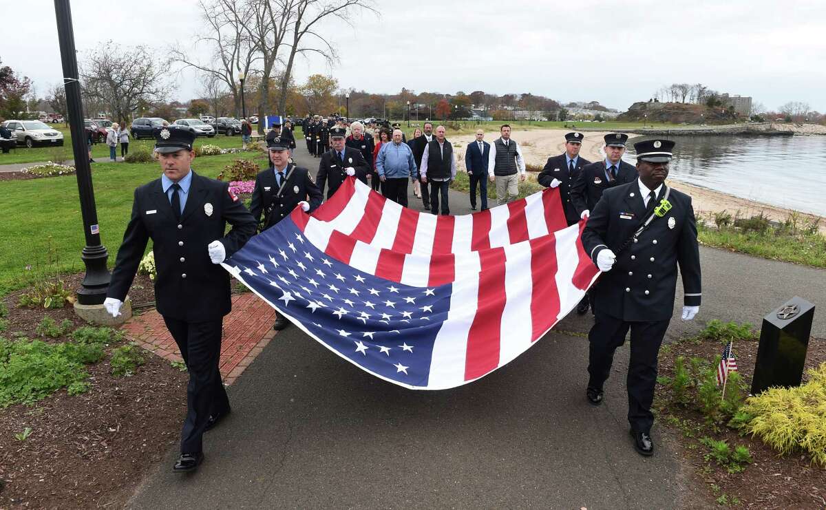 MLB.com honors the US military on Veteran's Day 