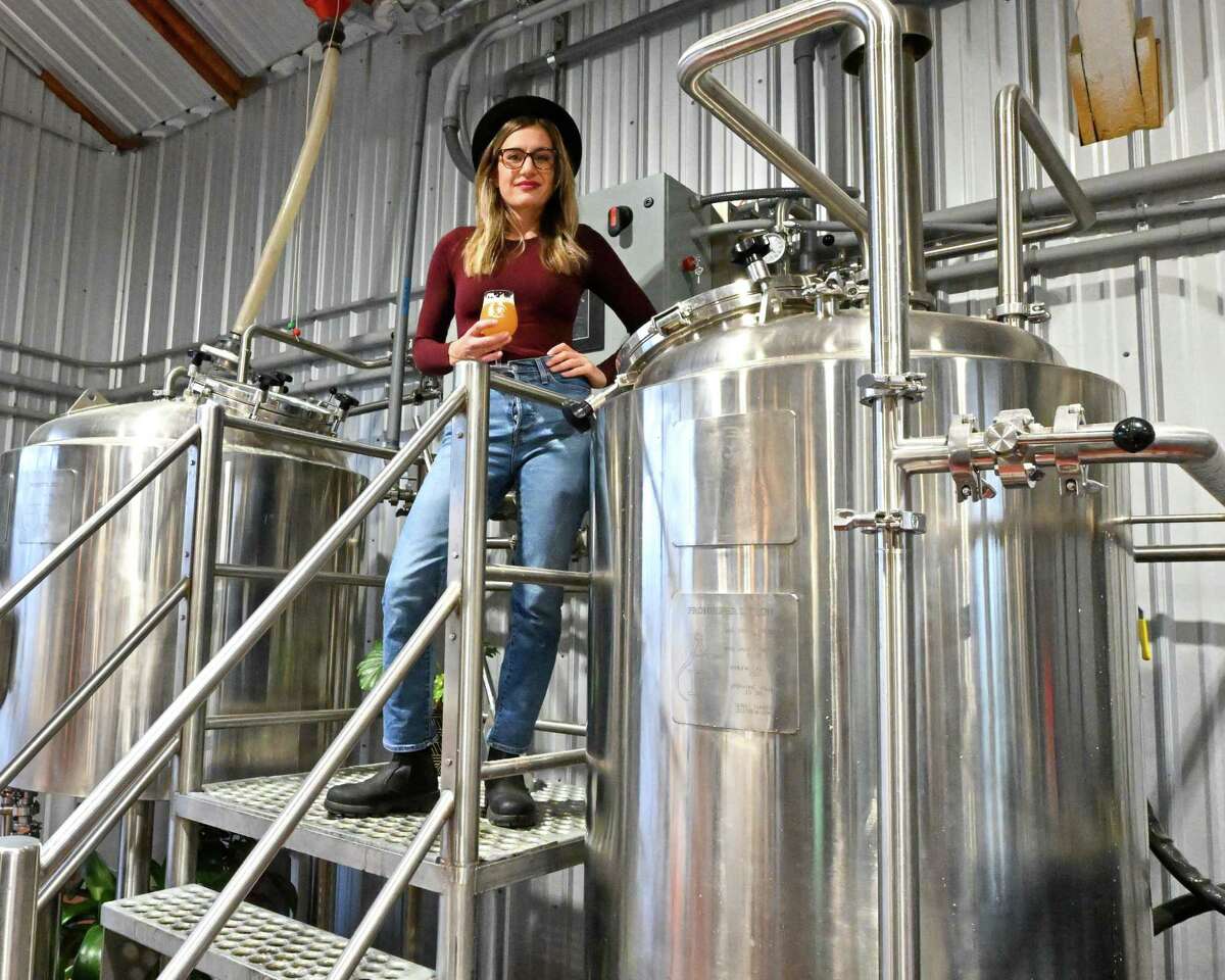 Dancing Grain Brewery serves fieldtograss beer in northern Saratoga