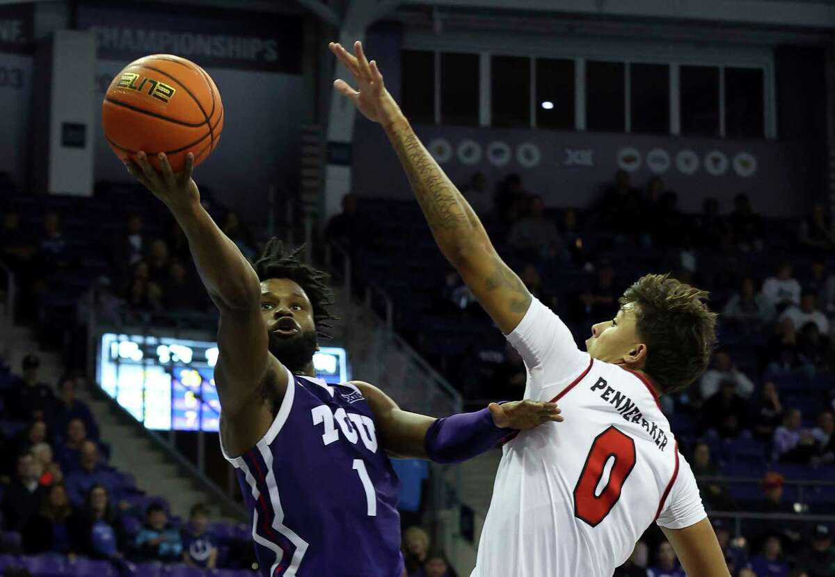 No. 14 TCU struggles in win over Lamar