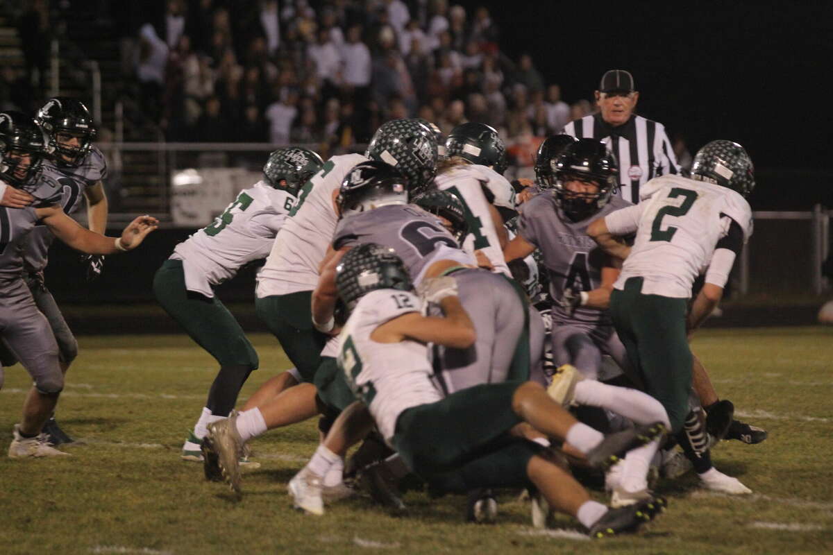 New Lothrop beats Laker for regional football championship