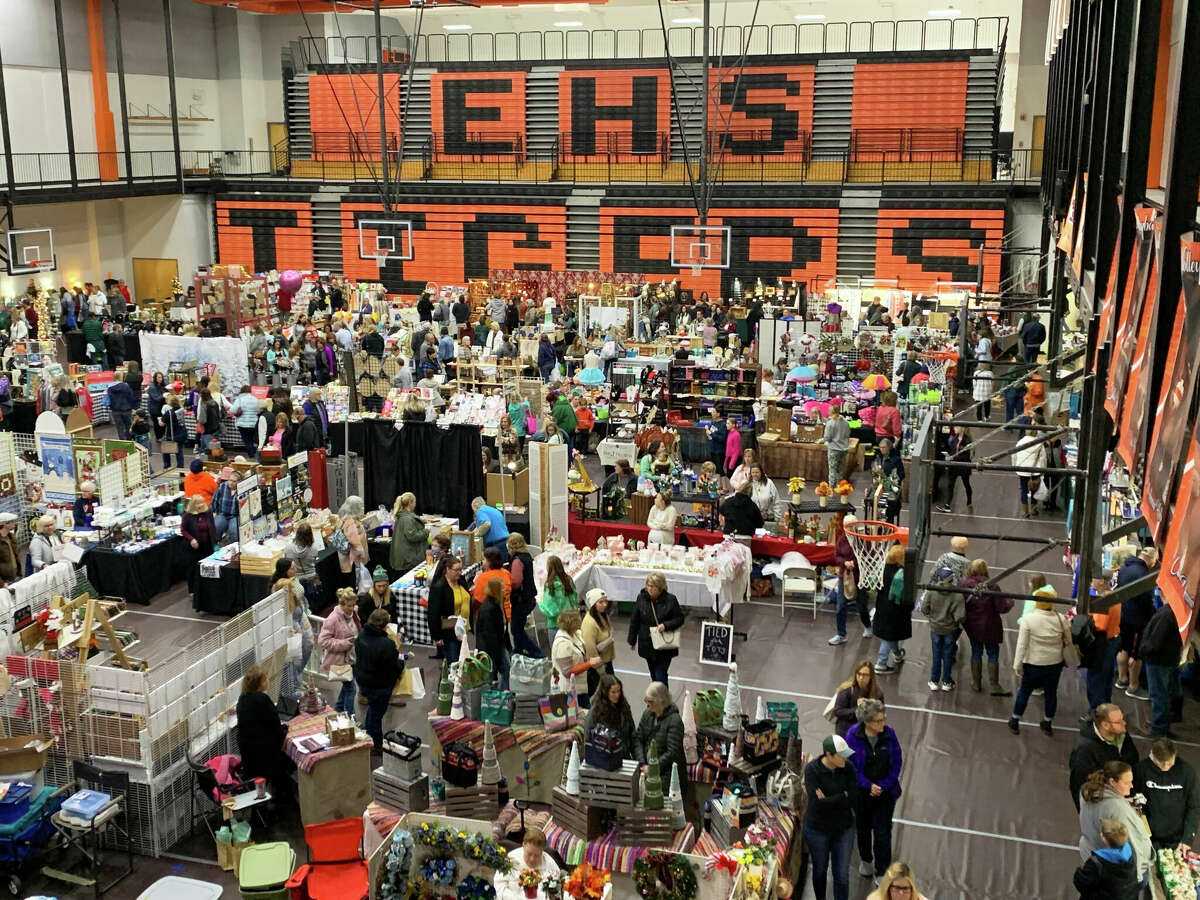 The Edwardsville High School Band Craft Fair returned to the campus of EHS for the first time since 2019 for its 29th year. It was estimated that roughly 5,000 people visited the halls of EHS for the fair to support the band program. 