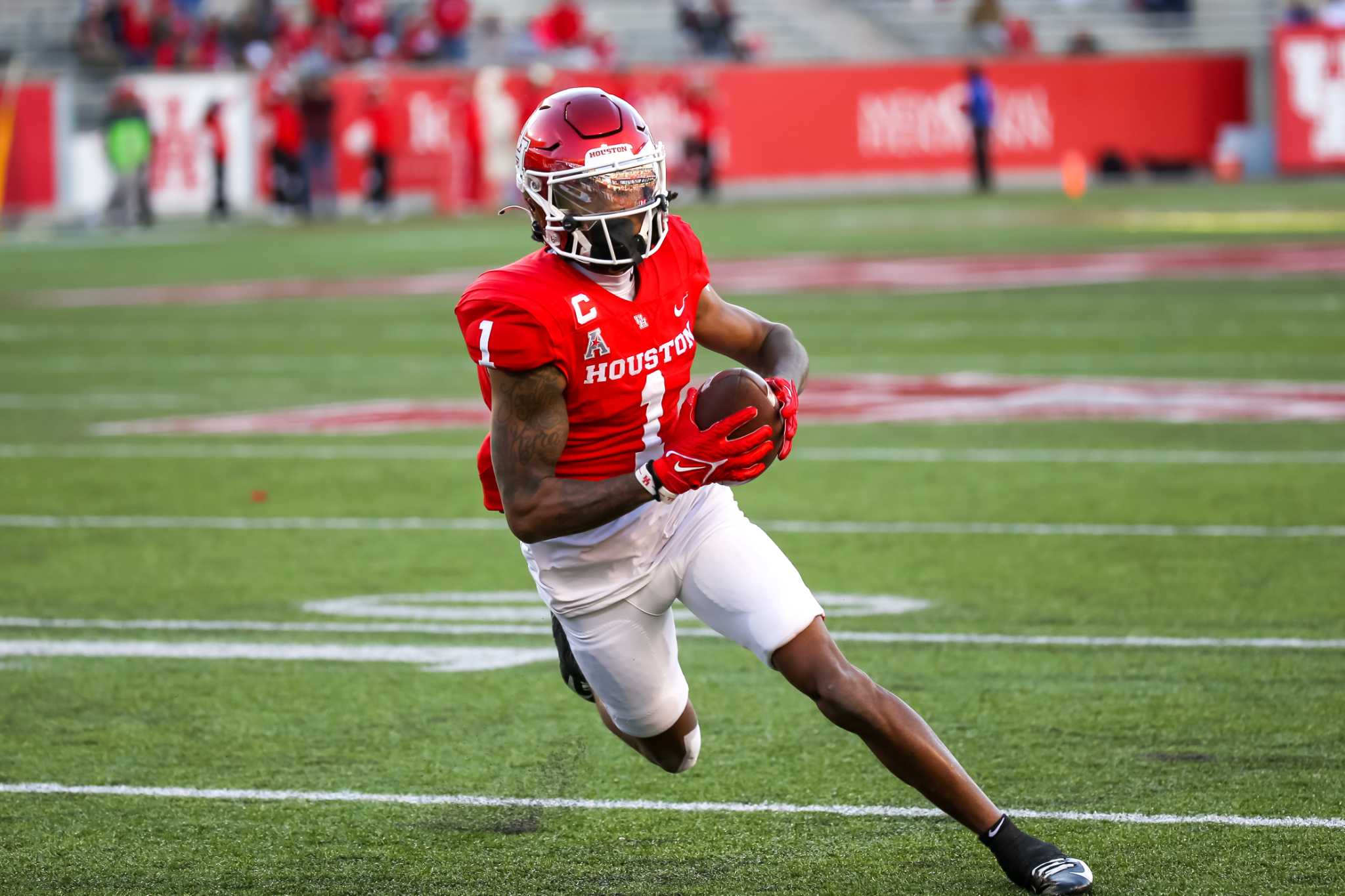 Texans Trade Up to 69th Pick For Houston WR Tank Dell