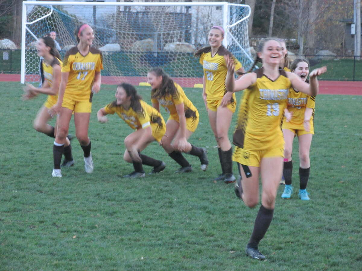Thomaston girls soccer edges St. Paul, reaches Class S semifinals