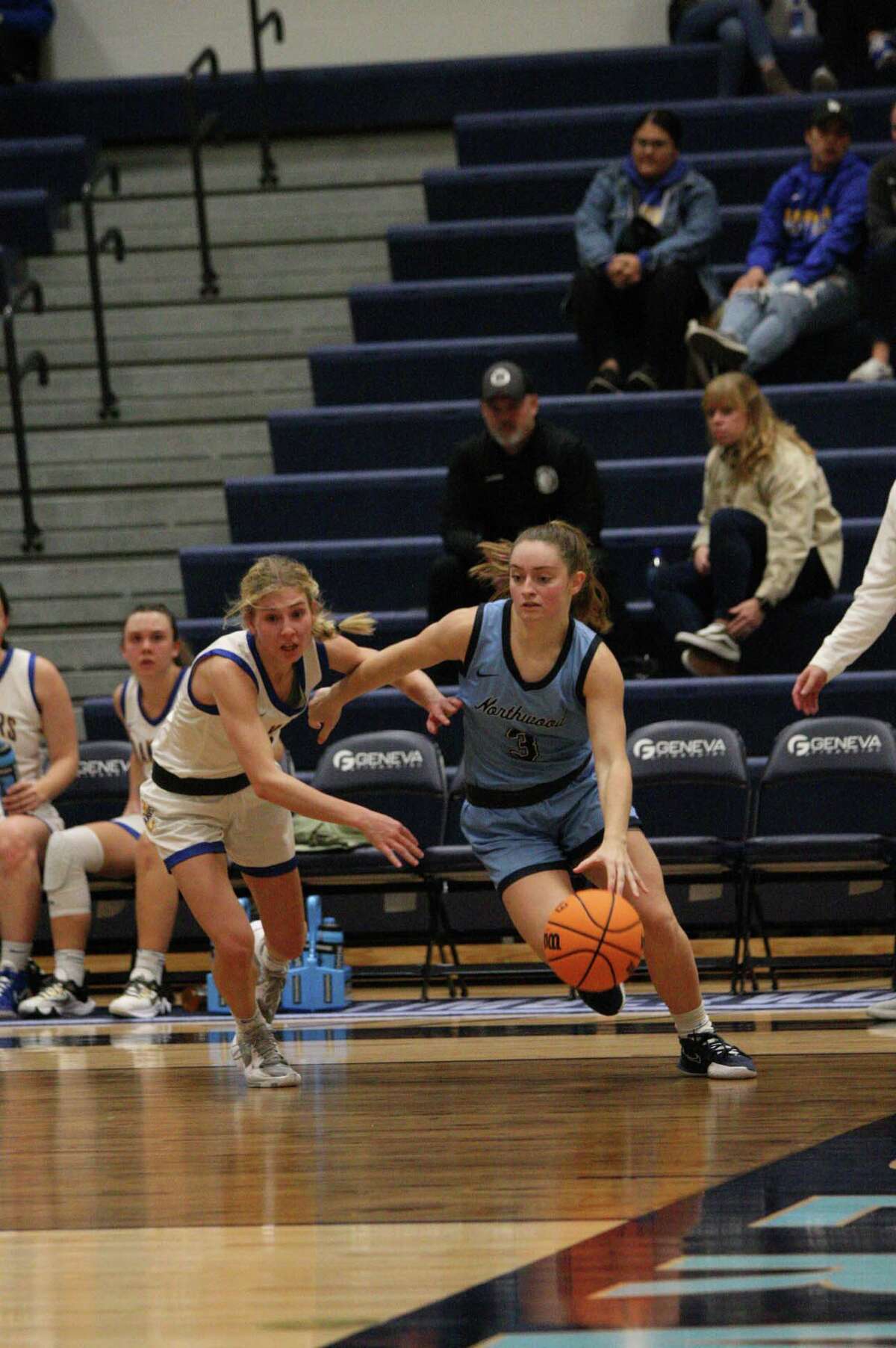 Northwood's Makenzie Todd drives to the rim during a Nov. 12, 2022 game against Lake Superior State.