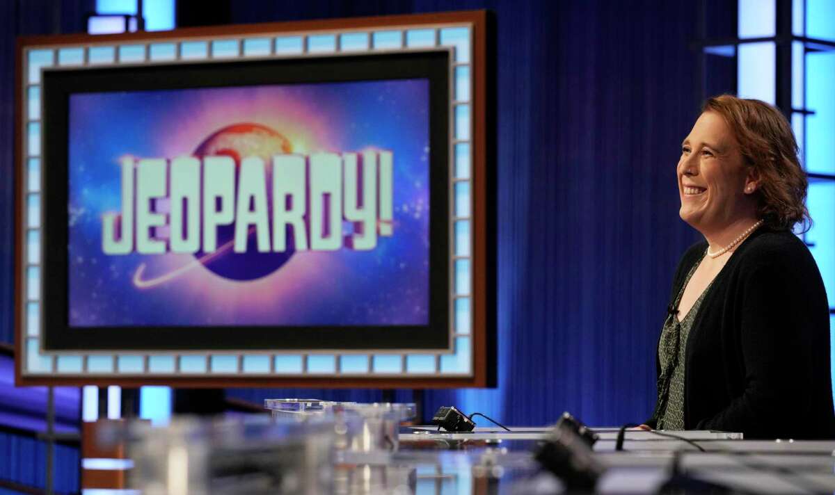 Jeopardy! champ Amy Schneiders new memoir talks trivia, transphobia