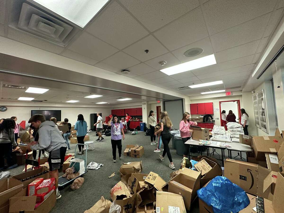 The student councils from Memorial and Stratford high schools in Spring Branch ISD recently collected hundreds of thousands of food donations to distribute to area food banks.