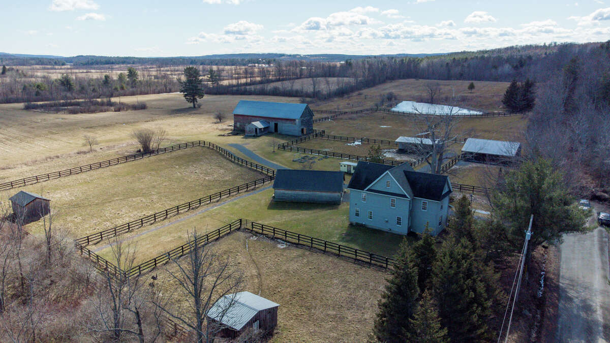 Canajoharie farmhouse for sale for less than 750,000