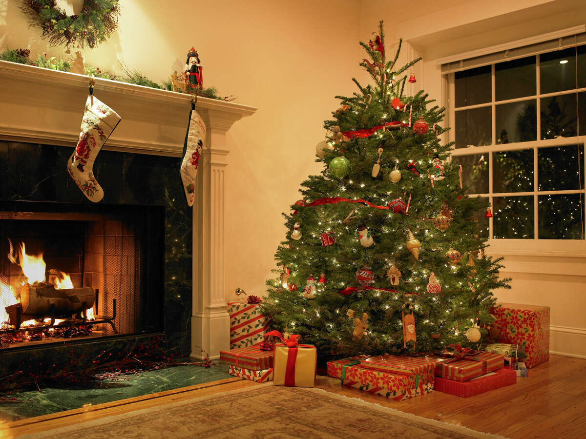 Jacksonville Pilot Club will host its 37th annual holiday home tour Dec. 4.
