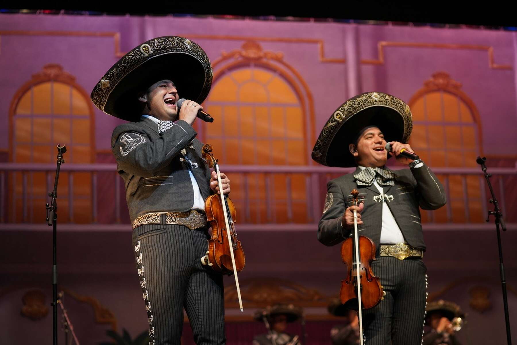 A Championship Season in Mariachi Country - The New York Times
