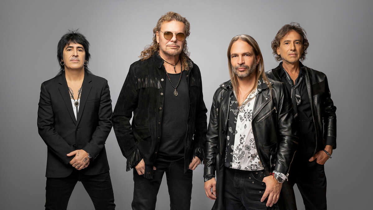 Maná will play AT&T Center in San Antonio on 2023 leg of México Lindo Y